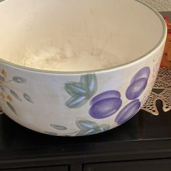 Fruit Salad Bowls Size: 12,16 And 18 Inch Round $11 Each Or $25 For All$