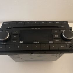2010 Jeep Wrangler OEM Stereo