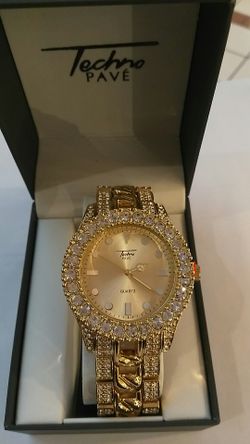 Techno pave watch