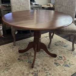 Round drop leaf table