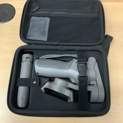 DJI Osmo 3 Mobile Gimbal Stabilizer , 3-Axis , Portable , Foldable ,  Android , iPhone ( Case Included )