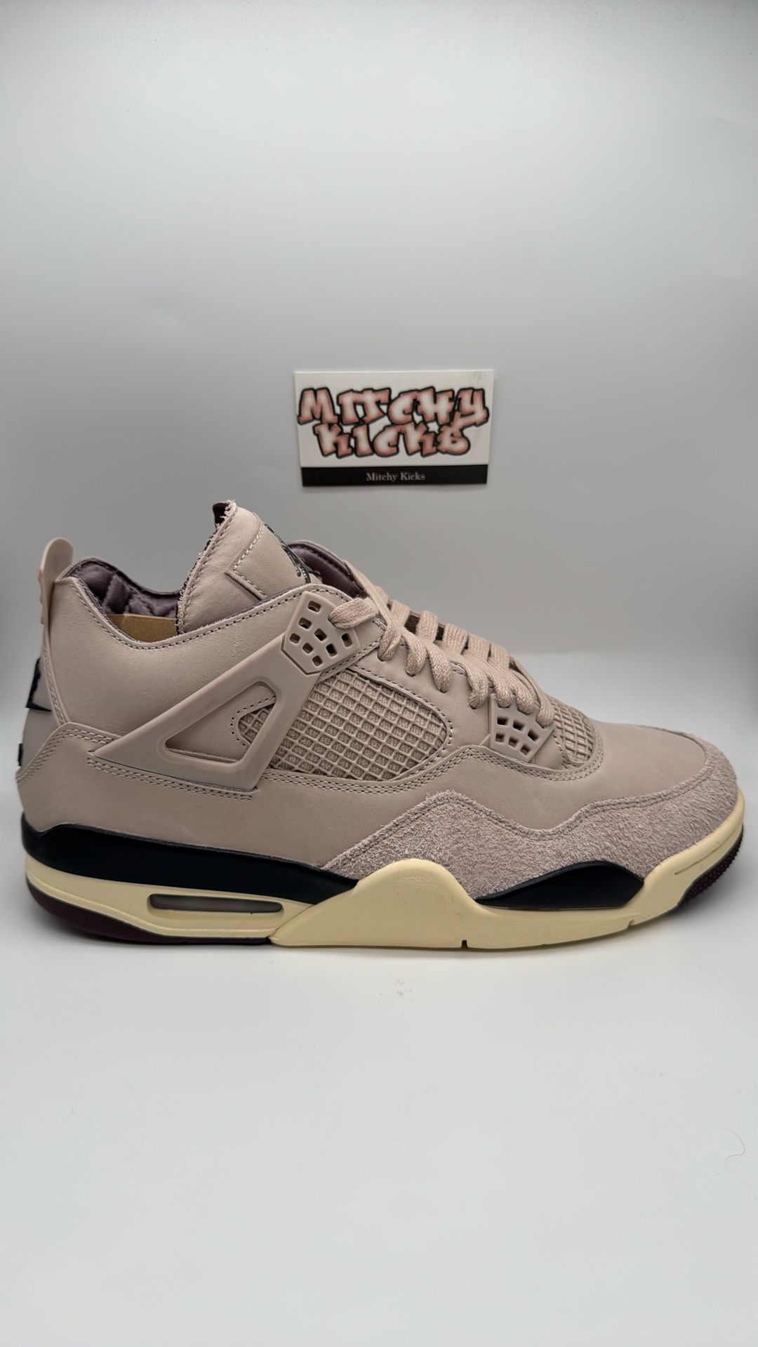 Jordan 4 Retro OG SP A Ma Maniére While You Were Sleeping (Women’s) Sz. 11.5w