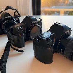 3 Minolta Maxxum 3000i Cameras (For Parts) & Maxxum AF 35-80 4.0-5.6 AF Lens