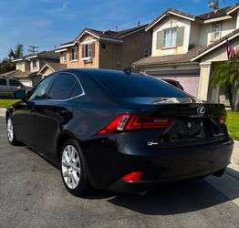 2016 Lexus IS 200t