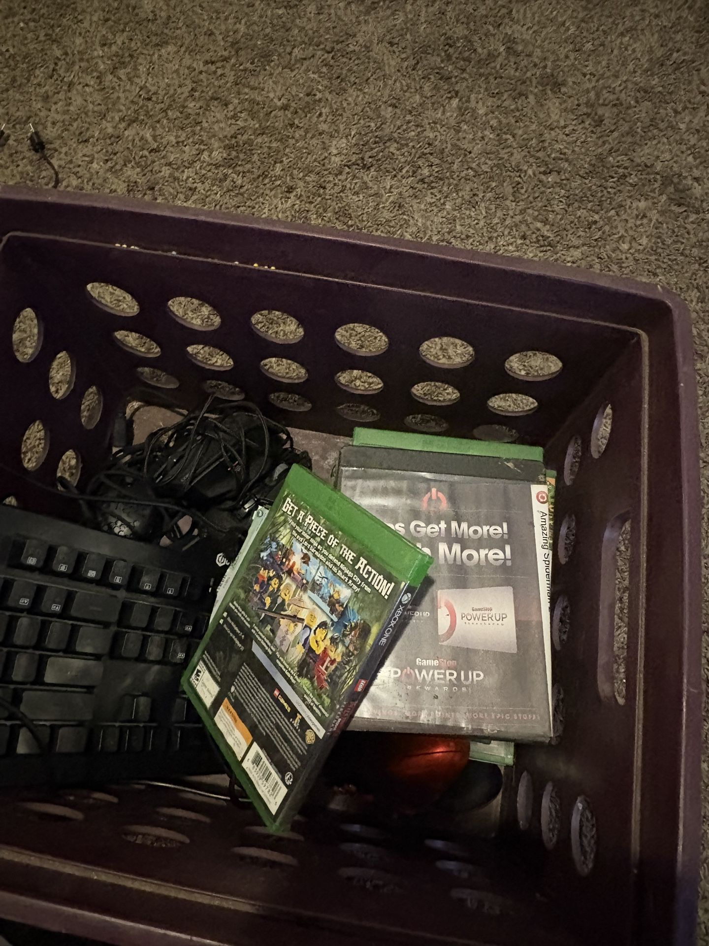 Some Of The Xbox Games Might Be A Whole Different Game But It Come With Three Mouse’s And One Keyboard