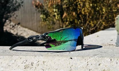 oakley sport shades