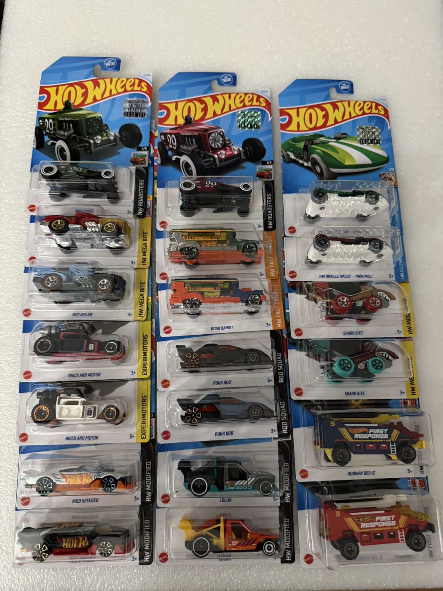 Hotwheels Factory Sealed (toys)