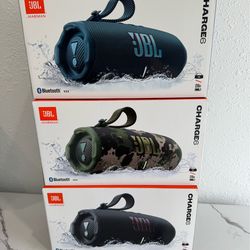 Brand new JBL Charge 6 portable speakers are waterproof and dustproof with an IP67 rating. Each unit has up to 28 hours of playtime and works as a pow