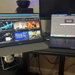 MacBook Pro 14” M2 Pro | Water Damage | Powers On | Works with External Display