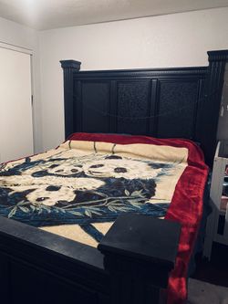 5 Pc Bedroom Set