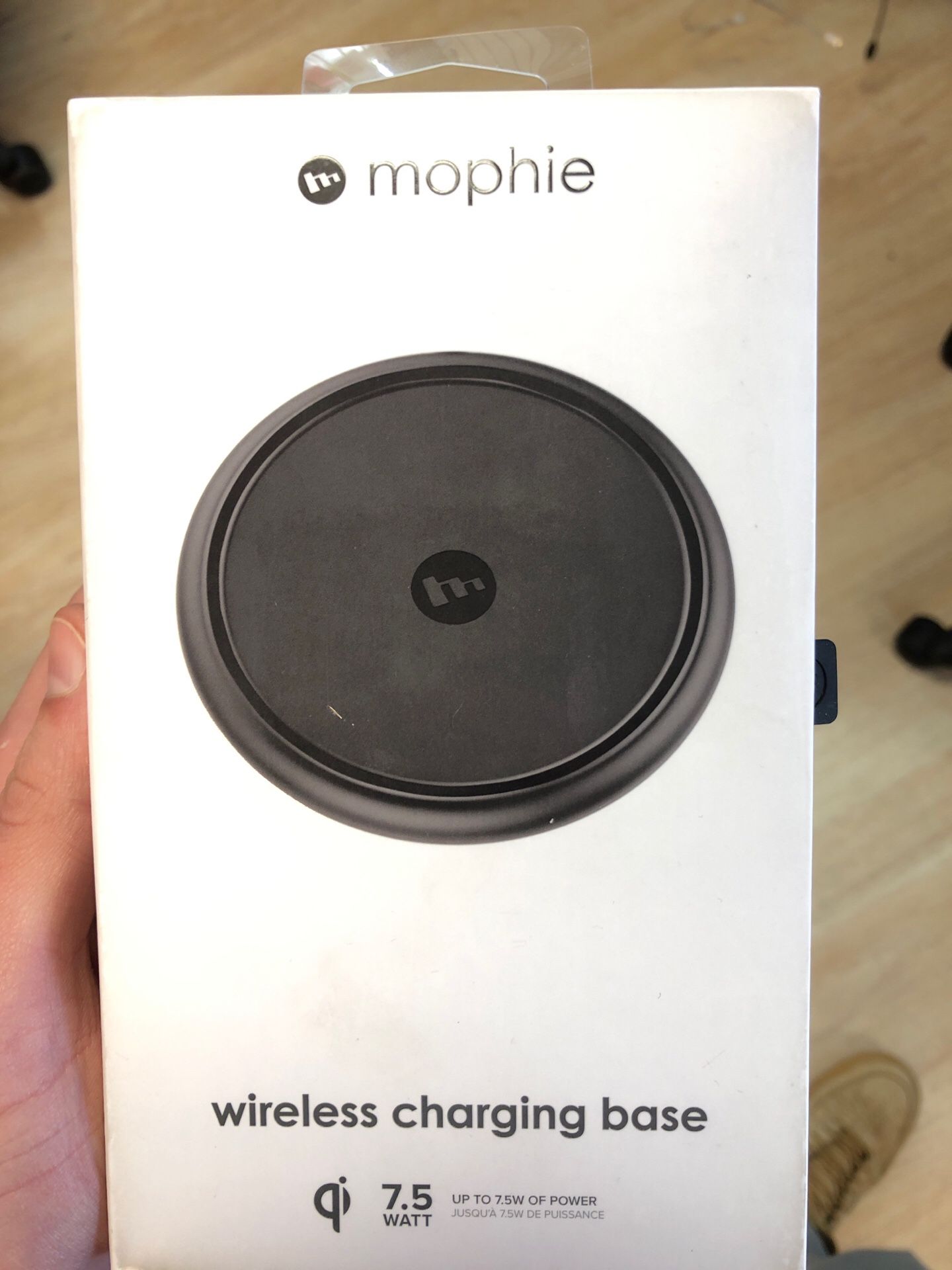 Mophie Wireless Charger 7.5 Watt- $55$
