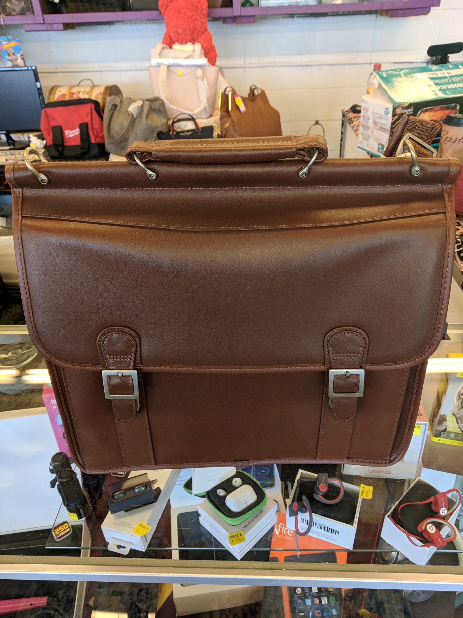 Gorgeous genuine cowhide leather briefcase