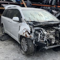 15 sienna parts only