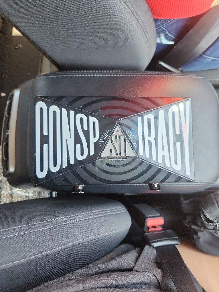 Shane Dawson X Jeffree conspiracy palette