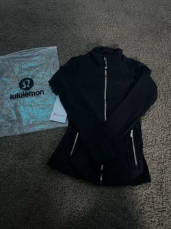 lululemon define jacket size 2
