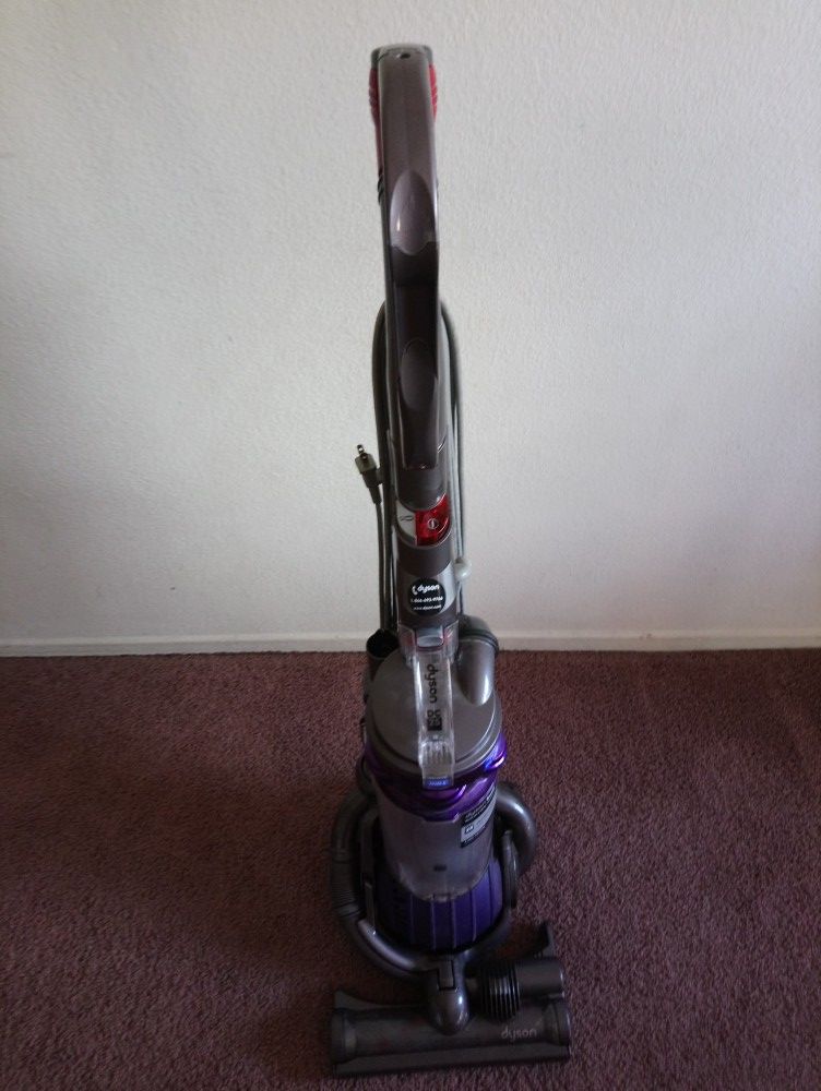 Dyson dc25 vacuum cleaner obo negotiable