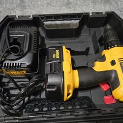 DEWALT 18V Cordless Compact Drill
