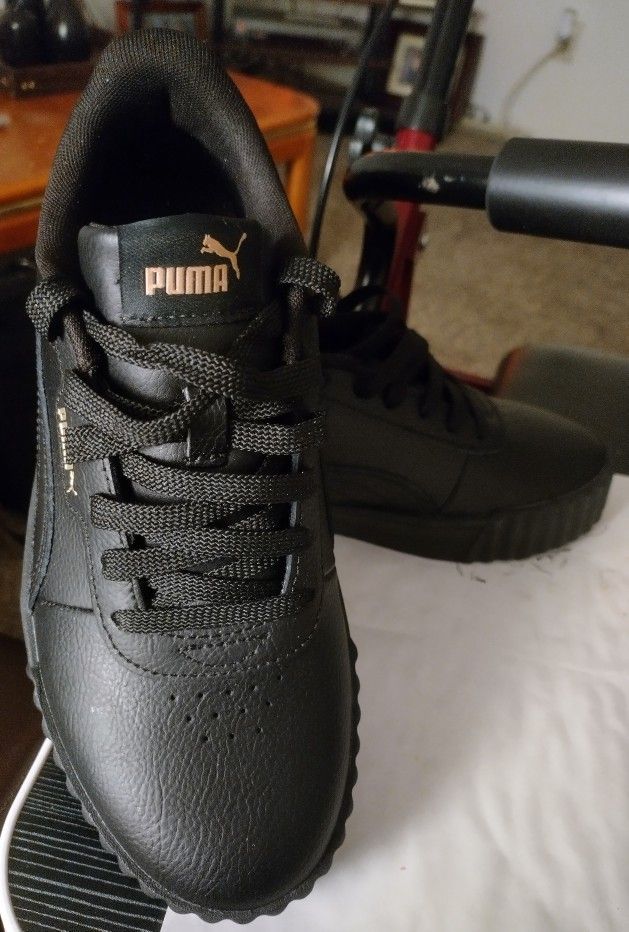 Women's Pumas