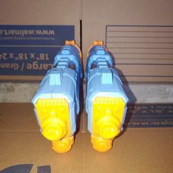 2x Pump Water Guns