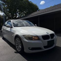2011 BMW 328i – Clean Title | Super Clean Interior | Well Maintained 