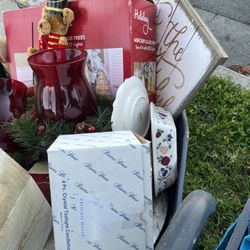 Free Christmas decor + Princess House Items 