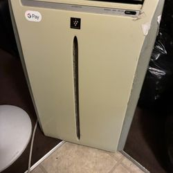 Portable air conditioner 