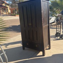 Armoire Dresser