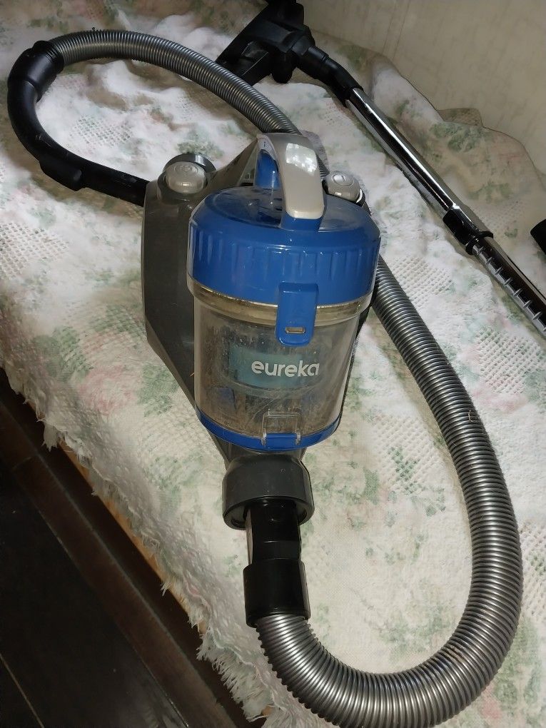 Eureka NEN110A Whirlwind Bagless Canister Vacuum