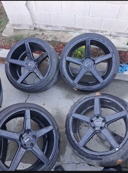 20 inch rims $300 for all 4 with tires