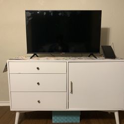 Retro Chic TV/Buffet