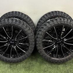New 22 inch gm style wheels wrapped in 33x12.50R22  MT tires