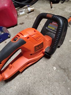 Black+Decker Electric Hedge Trimmer