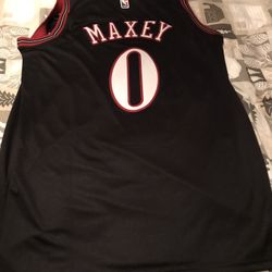 Sixers Maxey Large Jersey 