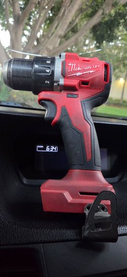 Milwaukee drill compact