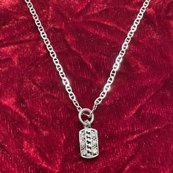 925 NEW SILVER Necklace With Beautiful Pendent 