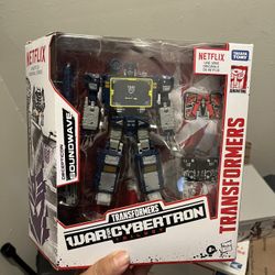 Transformers Netflix Soundwave