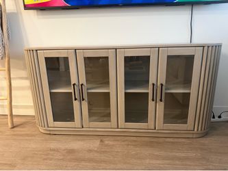 TV CONSOLE / ENTERTAINMENT CONSOLE