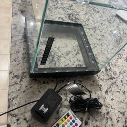 2 gallon Glass square Fish Tank with lights and remote 