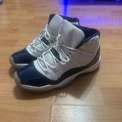 Jordan Retro 11s Navy