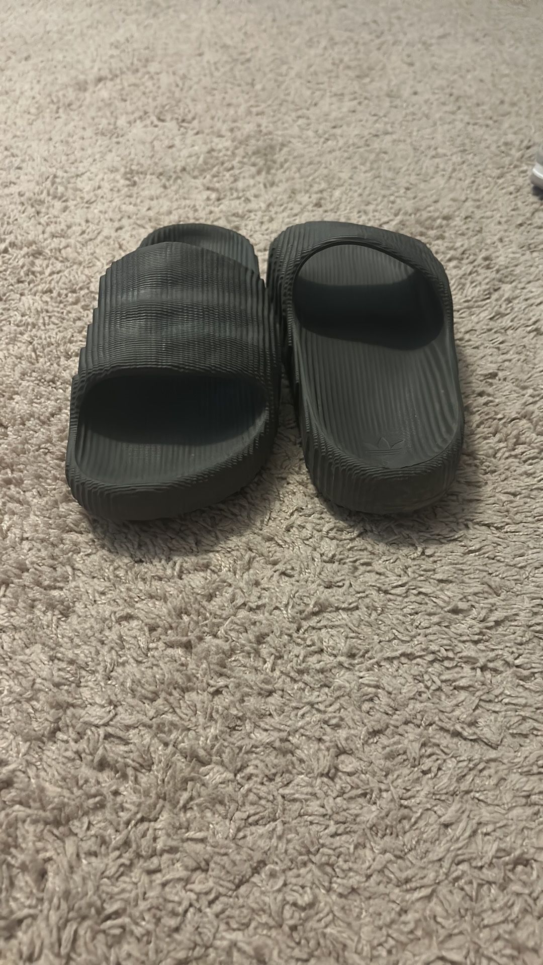 Adidas Adilette 22 Slides Dark Grey size 8 men’s no box