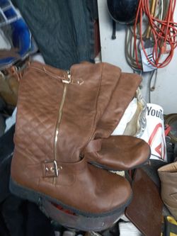 Women's boots