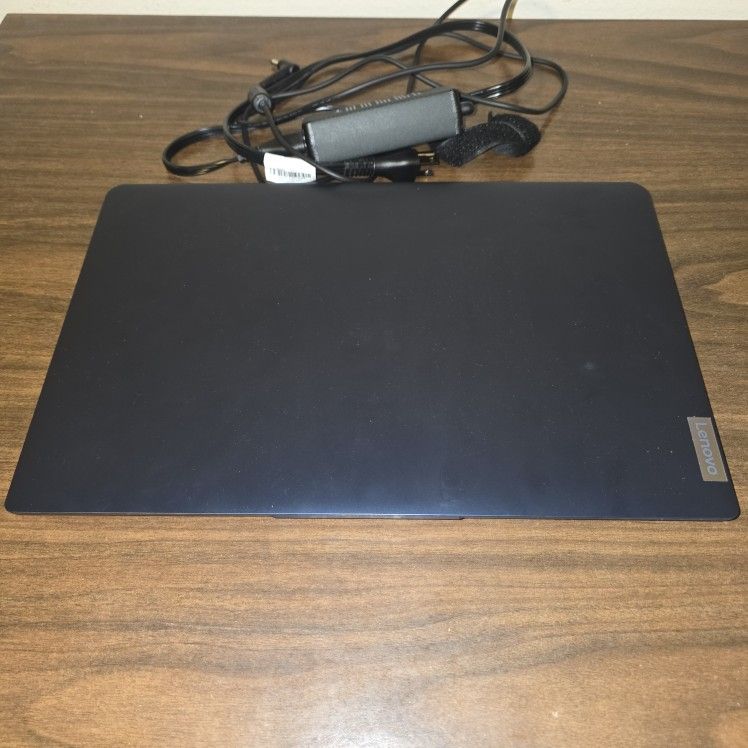 Lenovo IdeaPad 1 (15", 7) - Ryzen 5, SSD, Radeon Graphics - Fast & Clean!