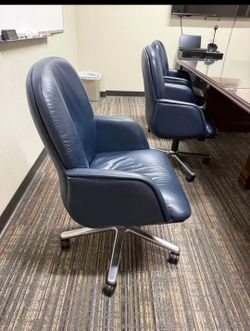 Desk chair