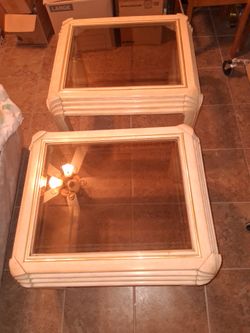 2 Side Tables