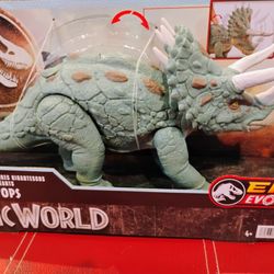Jurassic World Epic Evolution Triceratops