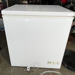5 Cubic Foot Freezer For Sale