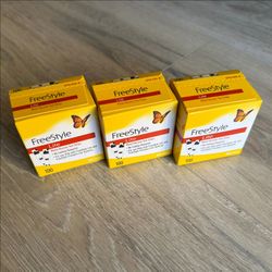 FreeStyle Lite Blood Glucose Test Strips - 3 Boxes of 100 (300 Total), Exp 2028