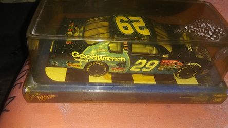 Kevin Harvick die cast car !!!
