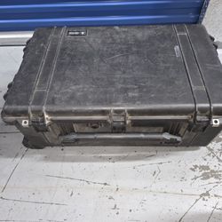 Pre-Owned Black Pelican 1650 Case