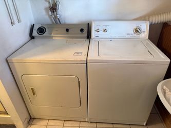 Whirlpool Washer and Dryer Set